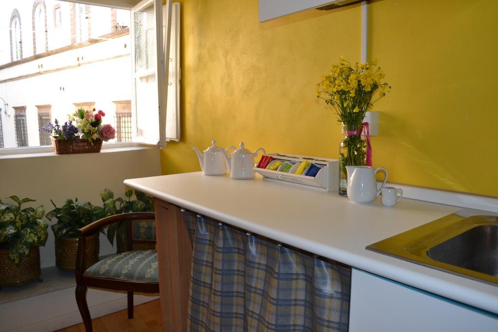 Ferienwohnung Studio In Centre Lucca Exterior foto